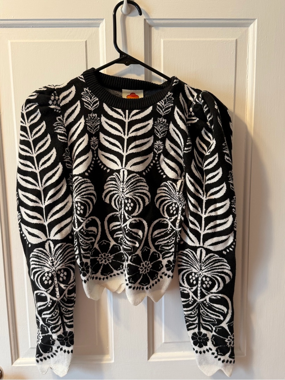 FARM Rio Black & White Floral Leaf Knit Sweater